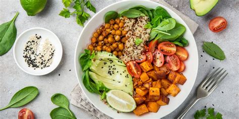 Some vegans are concerned about getting enough protein and all the essential amino acids. 8 Best Complete Protein Foods for Vegans and Vegetarians
