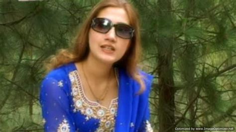 Hot Urooj Mohmand Picture In Glassesnadia Gul Stylish Pictures Sweetny Portal