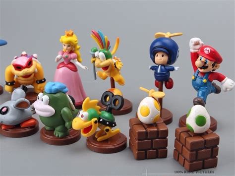 Colección De 13 Figuras De Super Mario Bros Caja Amarilla Bs 66000