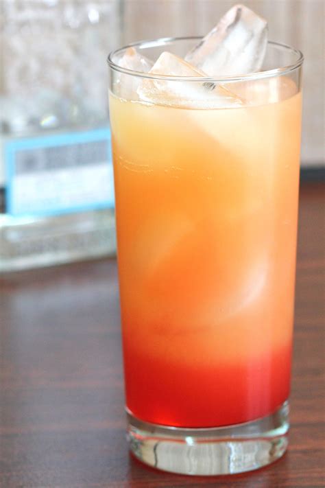 From easy classics to festive new favorites, you'll find them all here. Tequila Sunrise cocktail - Mix That Drink