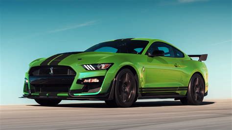 Shelby Gt500 Mustang Revealed In Grabber Lime Ahead Of St Patricks
