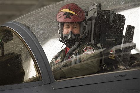 Face Of Defense F 15e Pilot Reaches 3000 Hour Milestone Us