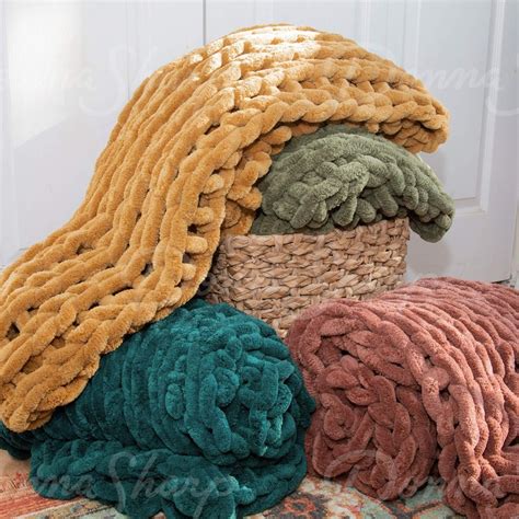 Donna Sharp Your Lifestyle Chenille Chunky Knit Throws