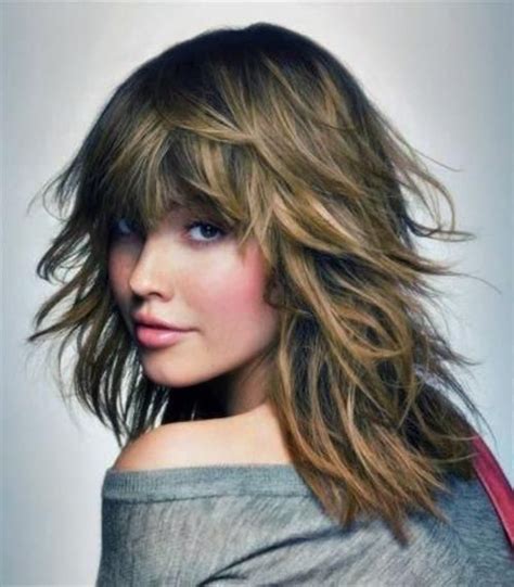 Feathered hair, an iconic '70s style, is one of the more classic iterations of this style. Feathered Hairstyles Ideas & Tutorials For Short, Medium ...