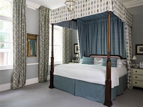 A Bed Fit For Royalty How To Design A Canopy Bed Kit Kemp