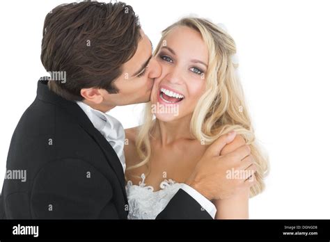 Mujer Besando A Su Esposo En La Mejilla Fotograf As E Im Genes De Alta Resoluci N Alamy