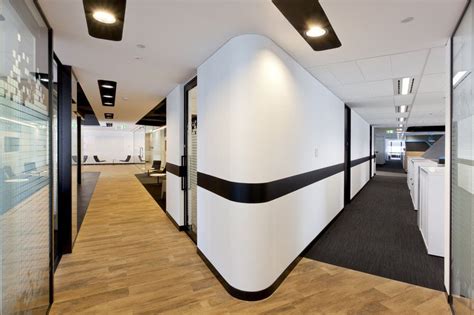 Office Corridor At Urbis Sydney Nsw Designed By Gray Puksand
