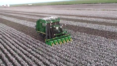 John Deere 7760 Cotton Harvesting Youtube