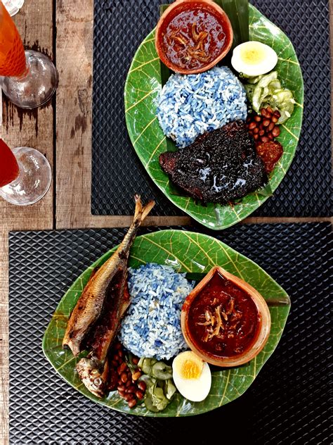 This review of ali nasi lemak in penang is written by one of our contributors, jocelyn. Penang Lobster Cheese Nasi Lemak at Projek Nasi Lemak ...