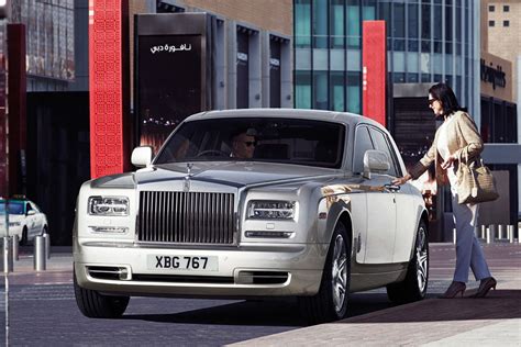 Rolls Royce Phantom 2016 International Price And Overview