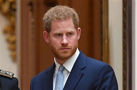 Prince Harry Meets With Donald Trump At Buckingham Palace Foto 3