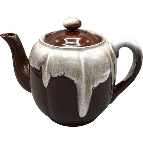 The perfect companion for brewing japanese tea! Japanese Drip Glaze Teapot | Tea pots, Vintage glassware ...