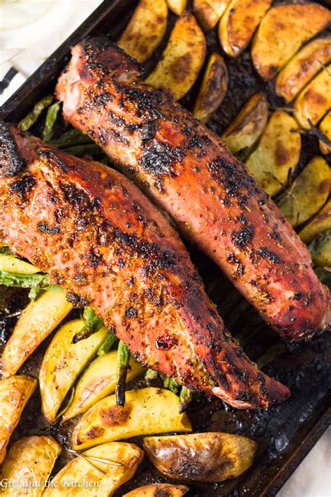 I love playing with different vegetable combinations like red potatoes, asparagus, cauliflower. One Pan Roasted Pork Tenderloin with Veggies (30 Minute ...