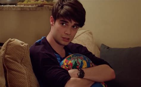 Watch The First Trailer For Netflixs Gay Teen Comedy Alex Strangelove