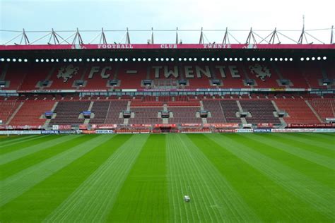 Bekijk hier de video's tickets bestellen wedstrijden en meer! Fc Twente Stadion / Aerial View Enschede De Grolsch Veste ...