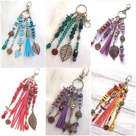 These Look Amazing With Images Diy Jewelry Projects Beaded Keychains Jewelry Crafts