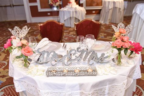Calligraphy Mr & Mrs Wedding Sign for Sweetheart Table Decor | Handmade