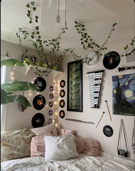 Aesthetic Room In 2020 Indie Room Indie Room Decor Room Ideas Bedroom