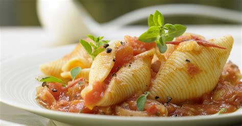 Pasta Shells In Tomato Sauce Recipe Eat Smarter USA
