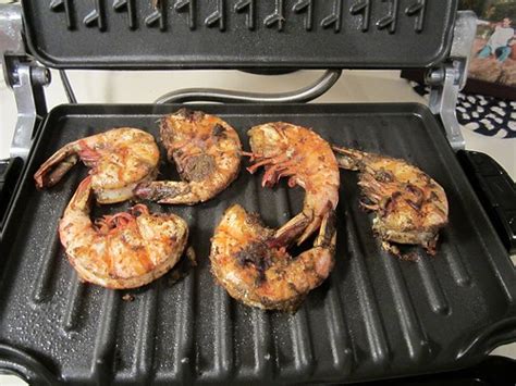 Therefore, consuming food prepared on a rusty grill will not negatively impact your health unless doing so is a regular occurrence. A Look at the Types of Outdoor or BBQ Grills