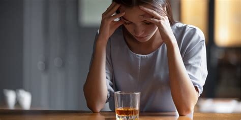 Alcohol Detox At Home Is It Safe Baton Rouge Behavioral Hospital La