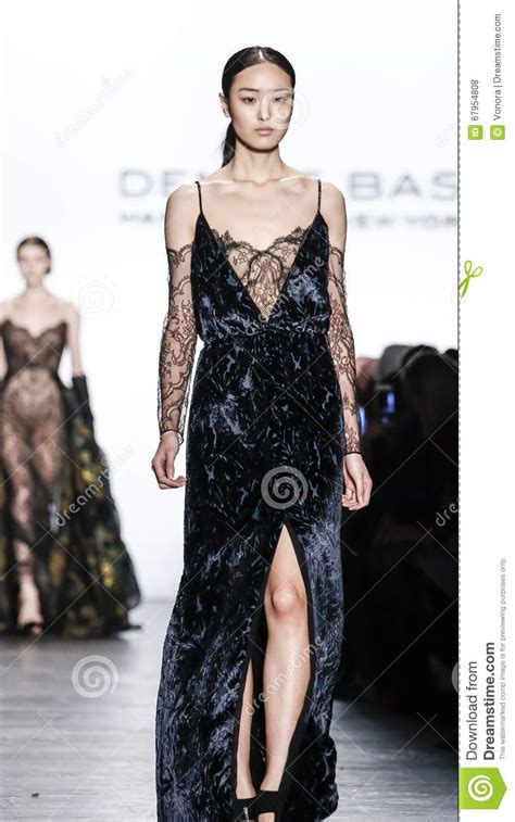 Dennis Basso Fw Editorial Stock Photo Image Of Couture
