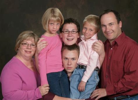Creepy Families With No Morals With Images Awkward