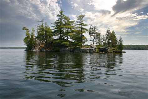 Tiny Island In Charleston Lake Ontario Canada 3071×2048 Nature