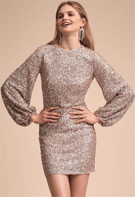 34 stunning long sleeve christmas party dress ideas make you look classy christmas cocktail