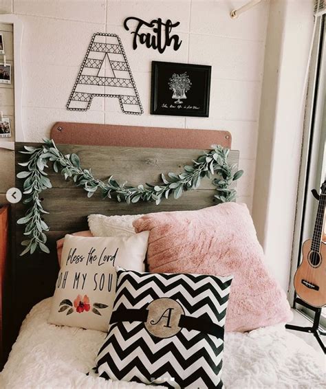 Totally Love This Cute Dorm Room Ideas Going To Send To My Daughter Who Is Going To College