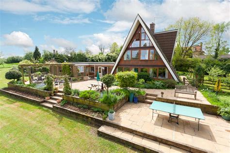 Top 10 Most Unusual Homes For Sale Zoopla