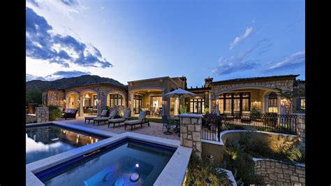 Sweeping Stone Home in Scottsdale, Arizona | Sotheby's International