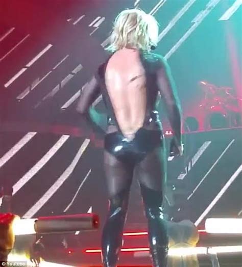 Photos Britney Spears Suffers Wardrobe Malfunction On Stage Welcome