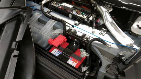 Heres How To Easily Replace The 12 Volt Battery In A Tesla Model S
