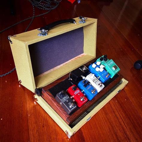Here's the brutal truth about diy pedalboard functionally, i've also focused on a design to keep cables neatly hidden under the pedal deck without sacrificing a strong pedal platform. 29 best images about Bliss trip CD on Pinterest | Chain links, Woodworking plans and Guitar amp