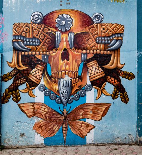 Street Art Graffiti In Cuenca Street Art Graffiti Street Art Street