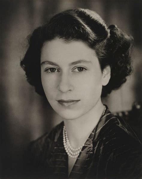 Npg P1419 Queen Elizabeth Ii Portrait National Portrait Gallery