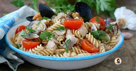 Ricette light per la cena o pranzo per restare in forma con gusto! PASTA FREDDA AL PESCE primo piatto estivo facile e veloce
