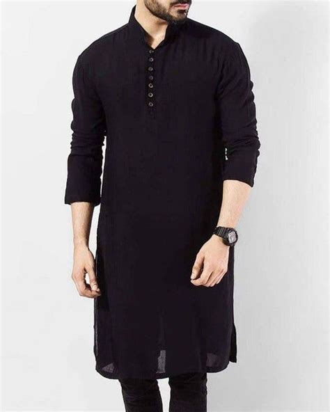 give yourself a best ethnic look by wearing this kurta made of rich cotton blend fabric this