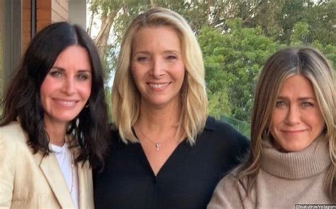 Lisa Kudrow Gets Sweet Birthday Tribute From Friends Co Stars