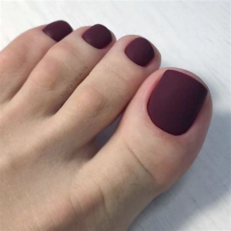65 Original Toe Nail Colors To Try Out Naildesignsjournal Summer