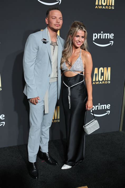 Best Dressed At Acm Awards 2023 Red Carpet According To Twitter