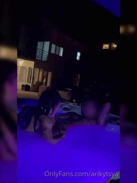 Arikytsya Blowjob Big Cock In Pool Onlyfans Leaked Porn Trex Vid