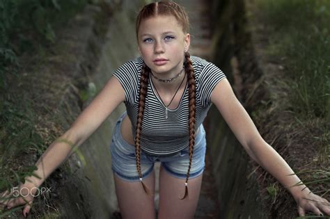 wallpaper forest people women redhead 500px model grass jean shorts braids freckles