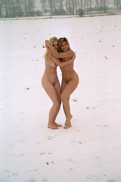 Nightchallenger S Nudes Nude In The Snow
