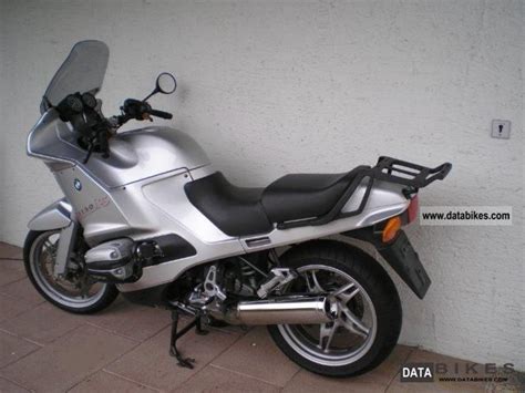 The bmw r1150r is a standard (or roadster) motorcycle made by bmw motorrad from 2001 through 2005, the successor to the r 1100 r that had been discontinued in 1999. 2002 Bmw r1150r windshield
