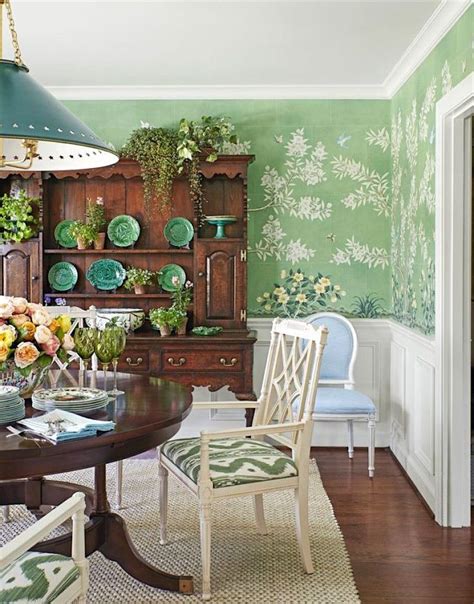 Are Green and White Rooms Coming Back Soon? | Green dining room, Dining
