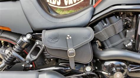 Leather Bags Right And Left Sides For Harley Davidson V Rod Night Rod