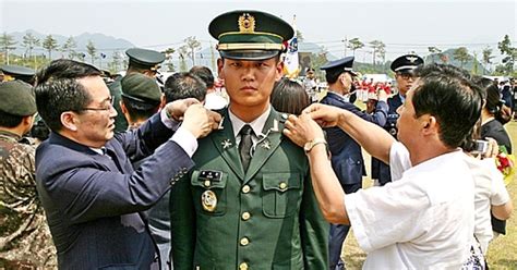 [종합]육군 학군교 합동 임관식 701명 초급장교 배출