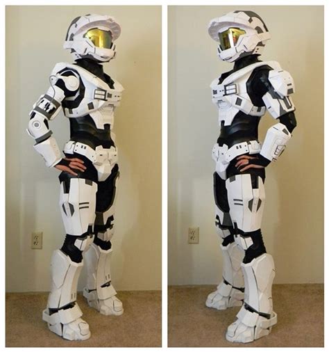 Halo Fan Made Kat Armor Is Out Of This Reach Halo Cosplay Halo Armor